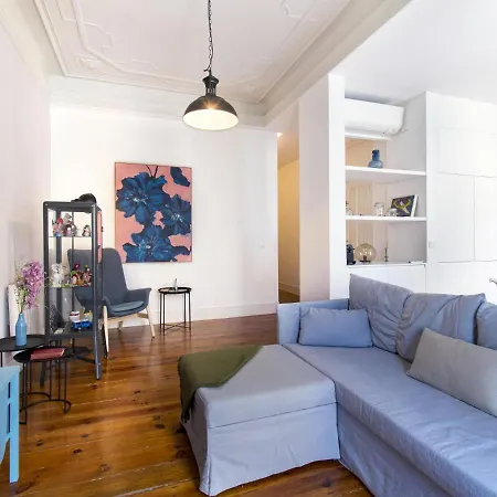 Alcantara Lovely Green Terrace 2 Bdr Apt With Ac Διαμέρισμα *