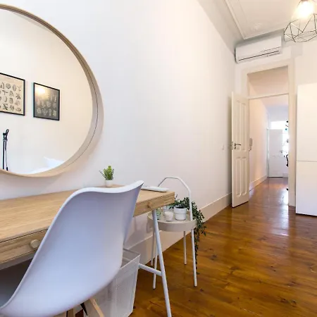 Alcantara Lovely Green Terrace 2 Bdr Apt With Ac Διαμέρισμα Lisboa