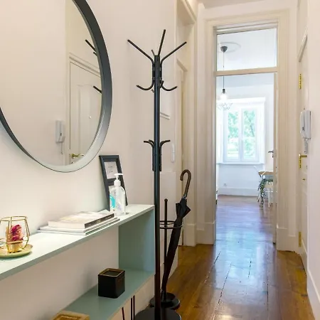 Διαμέρισμα Alcantara Lovely Green Terrace 2 Bdr Apt With Ac