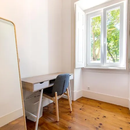 Διαμέρισμα Alcantara Lovely Green Terrace 2 Bdr Apt With Ac
